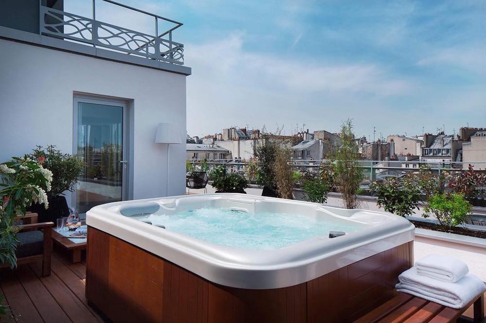 renaissance paris republique hotel & spa
