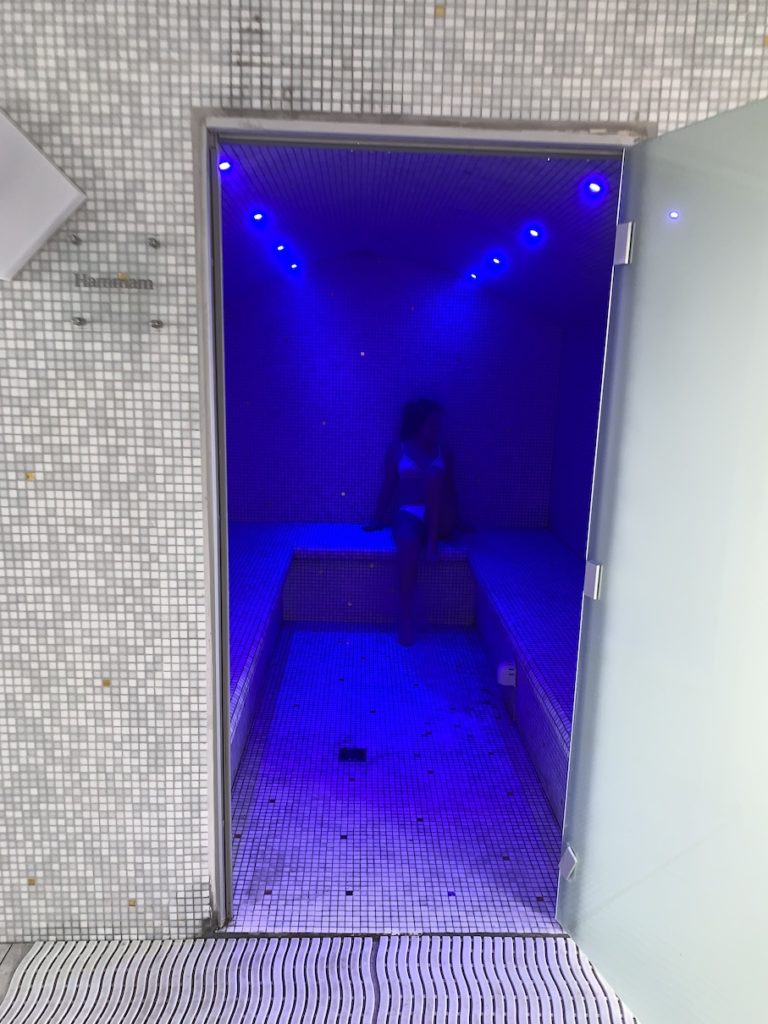 sauna cannes hotel cristal